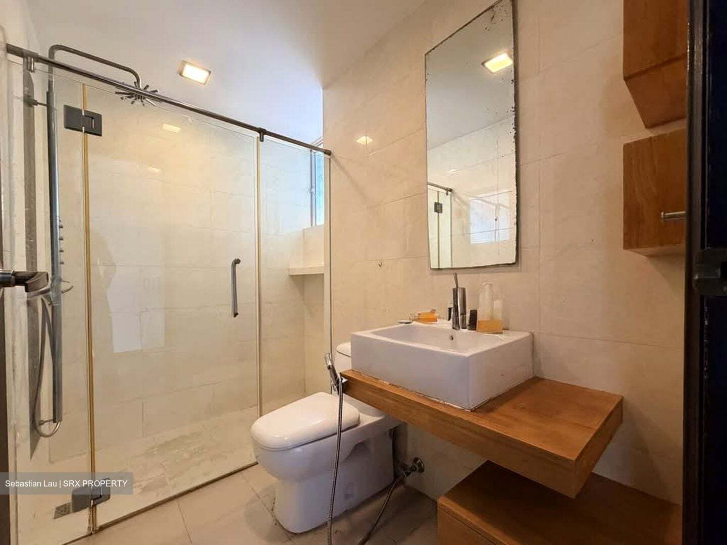Bullion Park (D26), Condominium #568397091